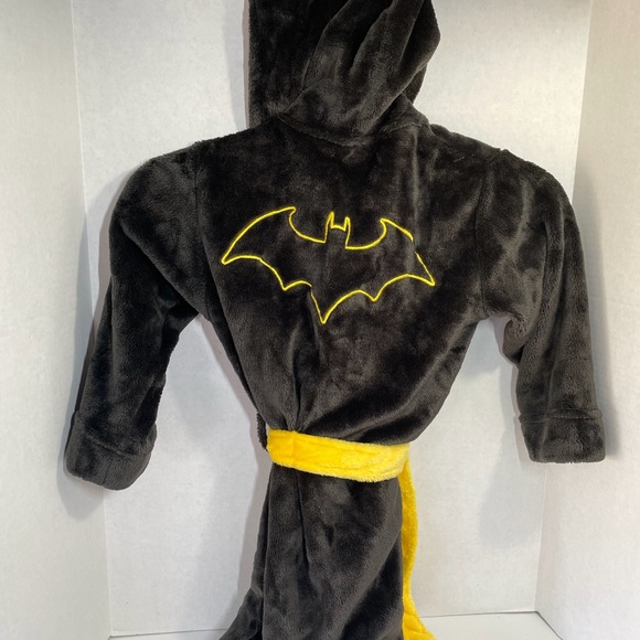 Komar Kids Batman XS (4/5) Robe Black Gold Polyester Pile Hooded Tie Belt - Picture 2 of 8